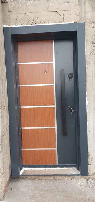 Монтаж Входни врати