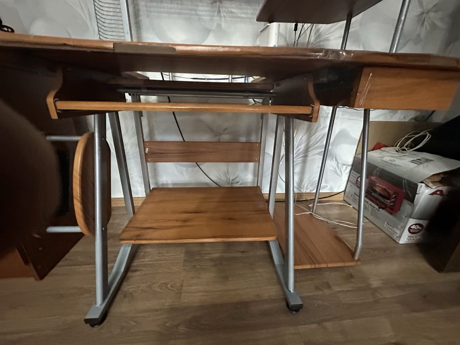 Стол игровой продаеться