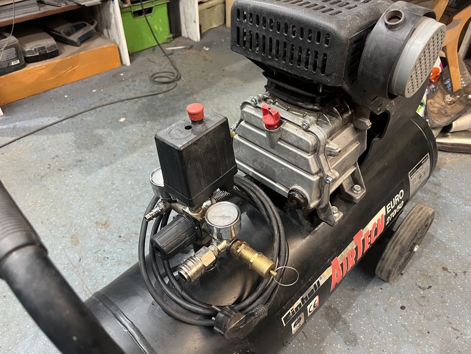 Компресор Einhell Euro 270/50 50л.