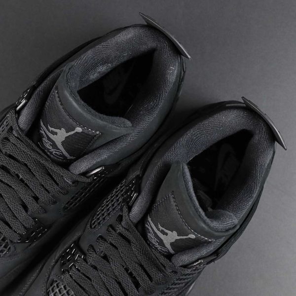 Обувки Air Jordan 4 Retro Black Cat 2026