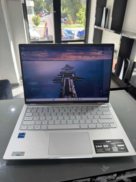 Laptop Acer Swift 3 SF314-71​ i7-12650H 16GB 1TB SSD OLED impecabil