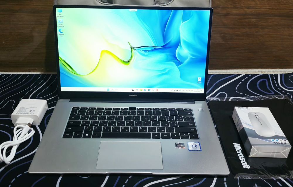 Huawei Matebook D15 ozu16,ssd512 Ryzen5!