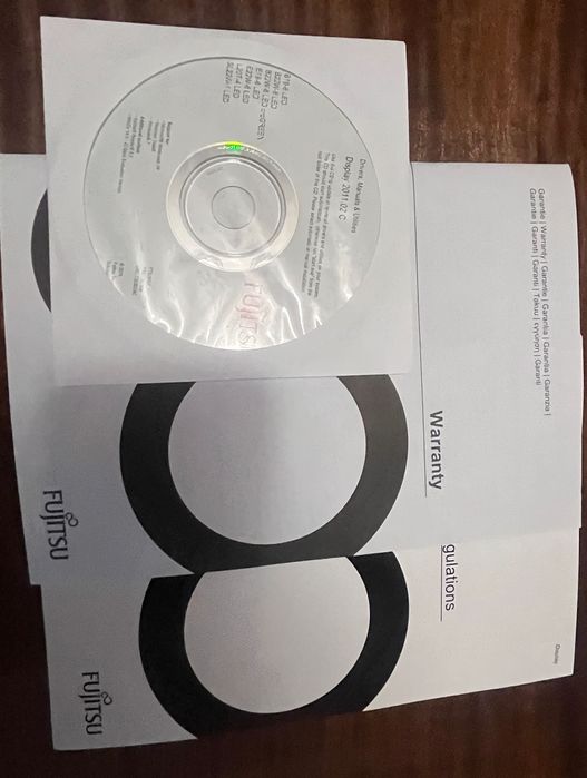 Fujitsu B22W-6 LED – 22” IPS монитор, Full HD, 60Hz, като нов + кабели