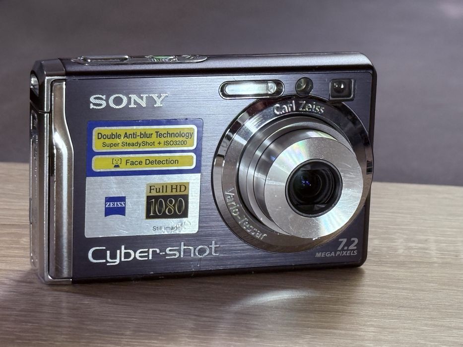 Sony Cyber-shot DSC-W120 – Carl Zeiss