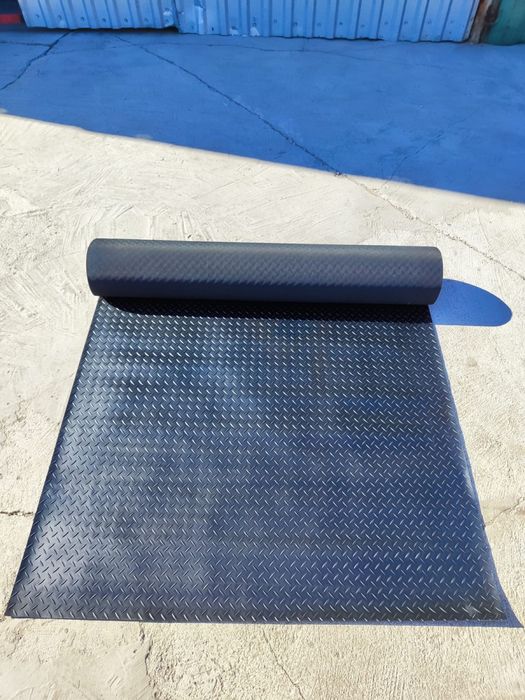 Елочное рулонное покрытие