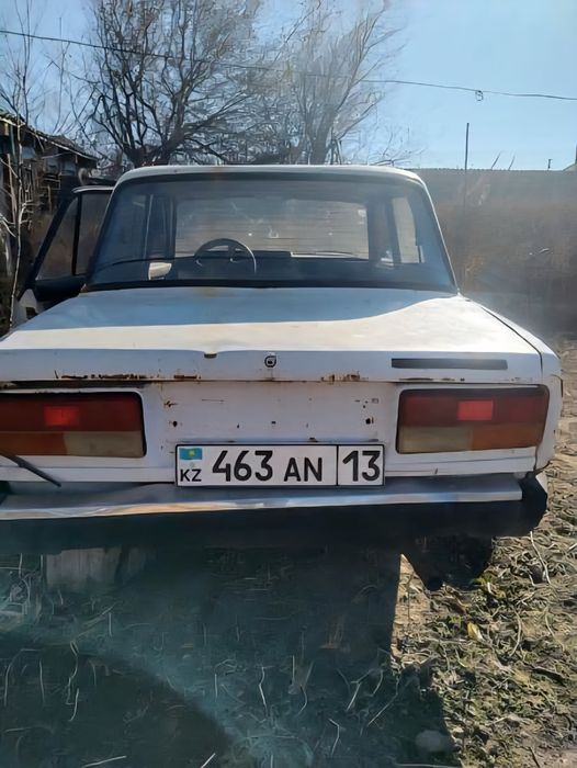 Автомобиль ВАЗ 21070