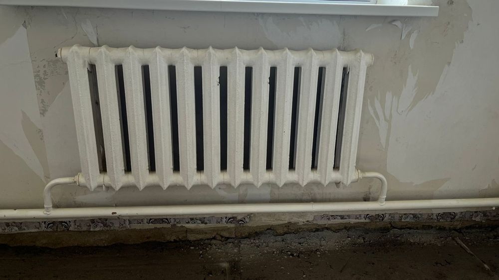 Продам чугунные батареи