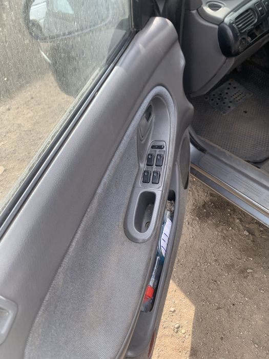 Продам Mazda Cronos