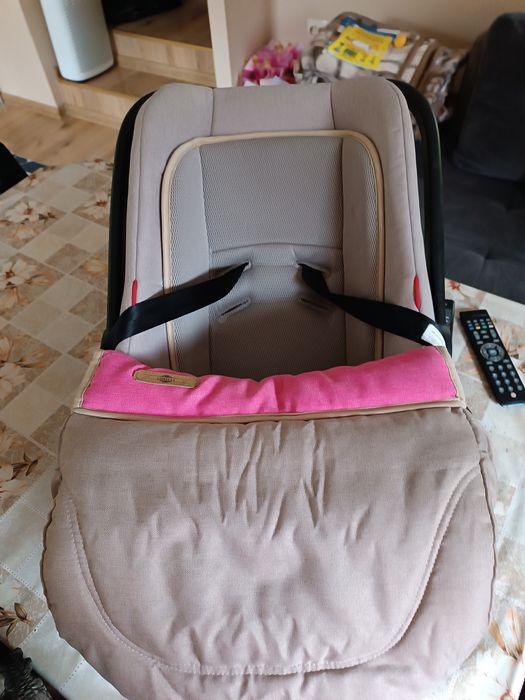 Кошница за бебета LORELI