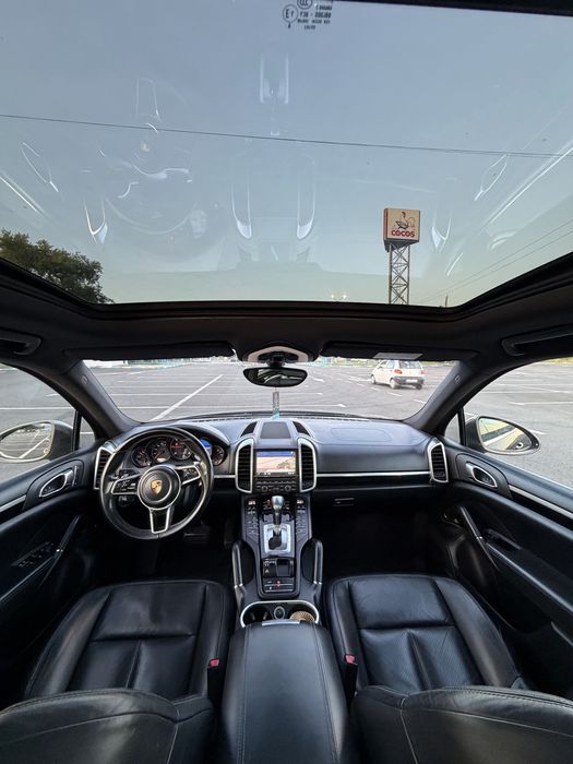 Porsche Cayenne Impecabil