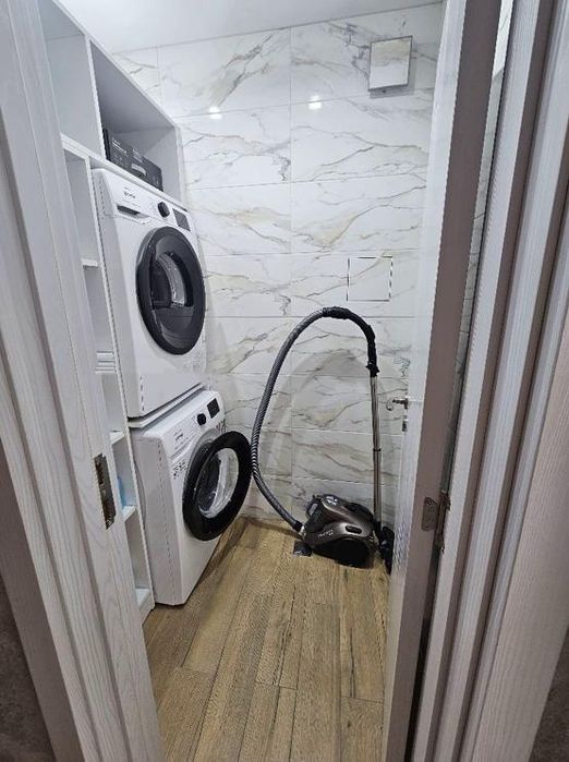 Дава се под наем Двустаен апартамент в София, Малинова долина - 74 кв.м за 899 € - Снимка #14