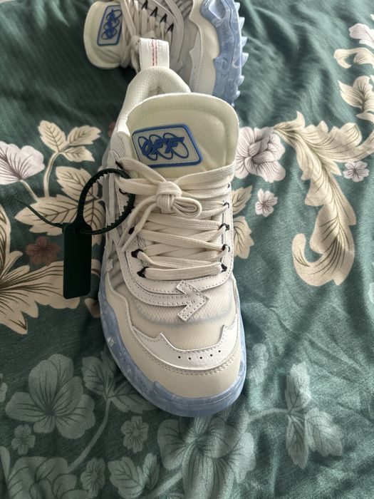 Off white odsy 100 marble