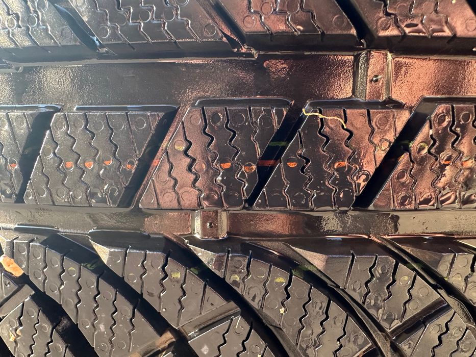 Гуми 245/45/20 KUMHO