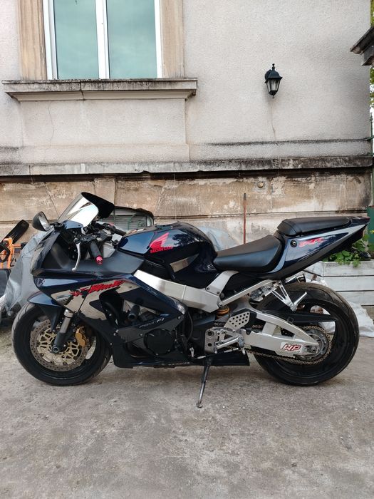 На части Honda CBR 929 Хонда ЦБР 929