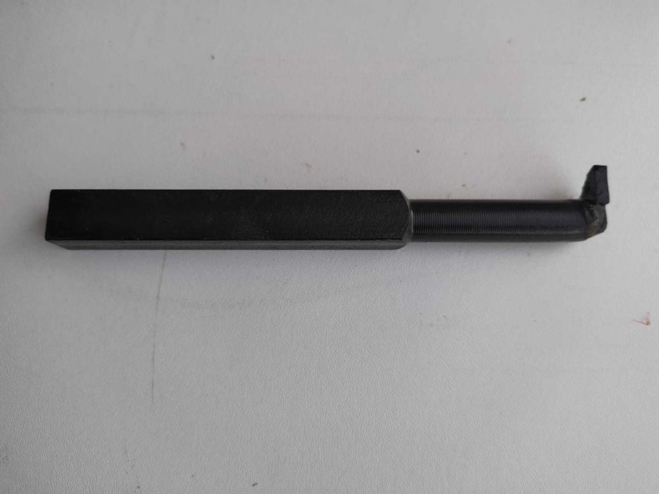 Резцы токарные новые