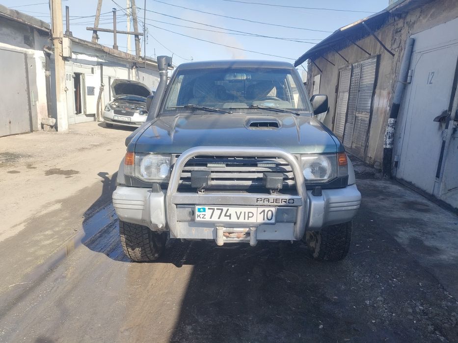 Продам Митсубиси Паджеро.