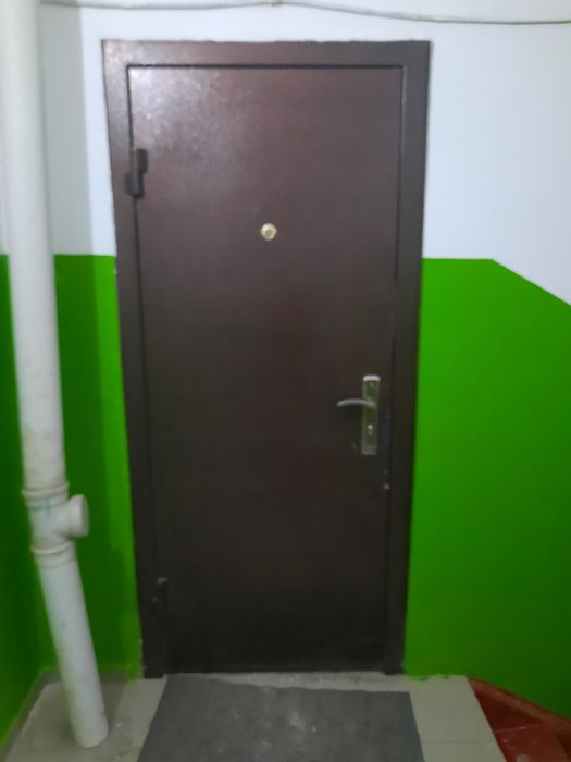 Двери наружн и внутр