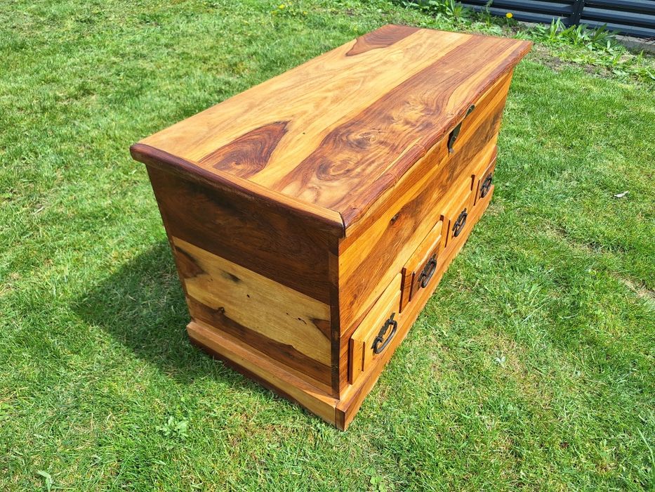 УНИКАТ! Ракла за бутилки с ковано желязо