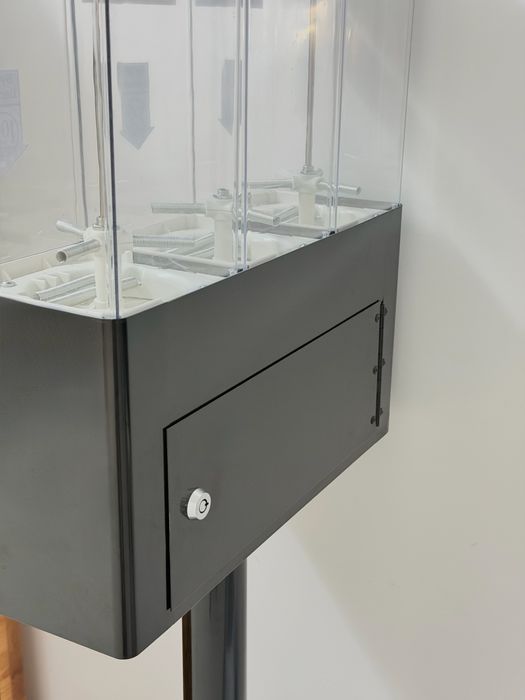 Вендинг Аппарат новый