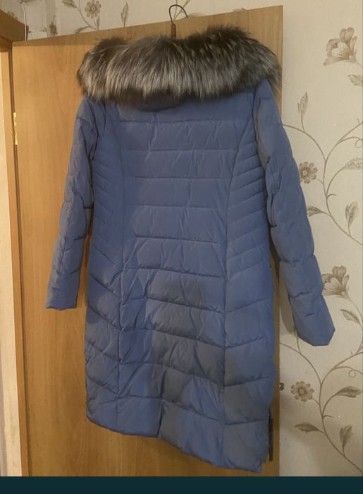 Продам пуховик теплый