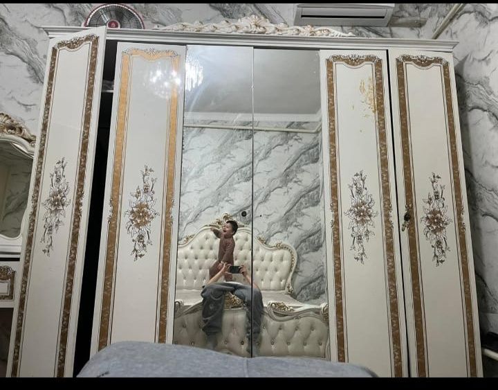 Спальный гарнитур