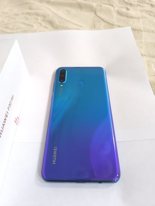 Huawei P30 lite.