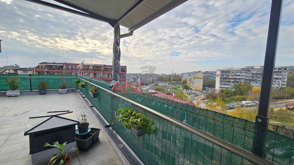 Продава се Тристаен апартамент в Варна, Възраждане 3 - 87 кв.м за 2621 €/кв.м - Снимка #11