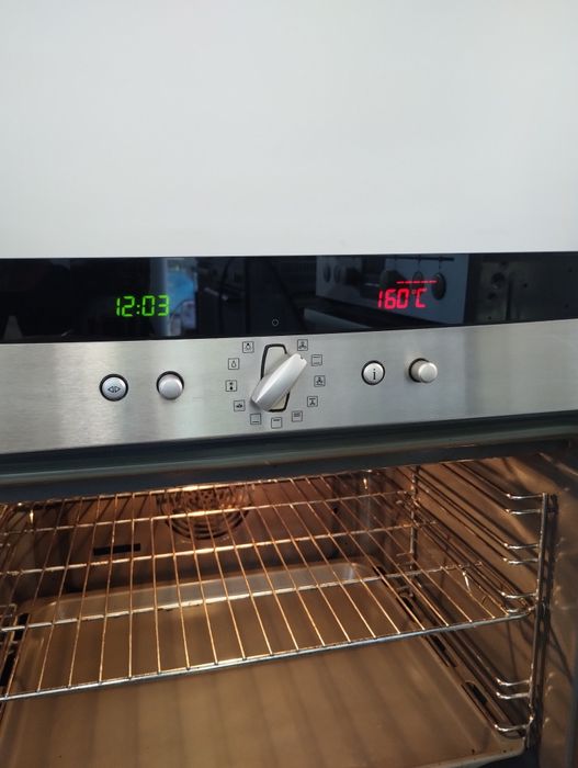 Фурна NEFF Slide & Hide потъваща врата