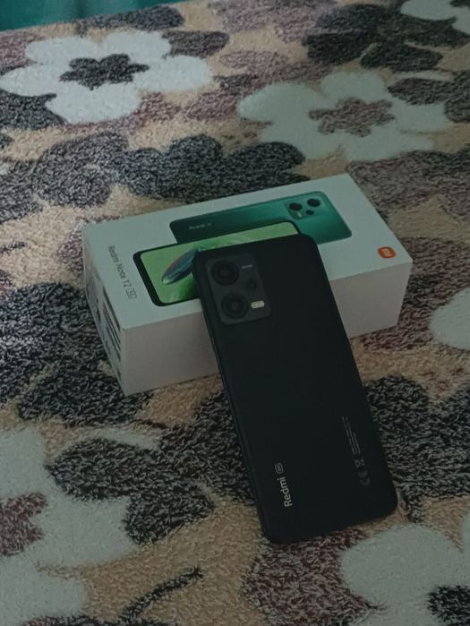 Продам Xiaomi redmi note 12