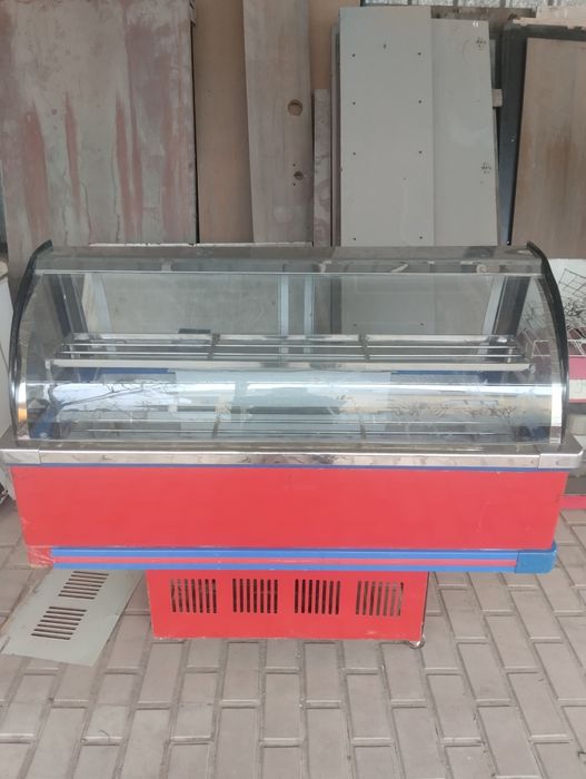 Холодильники продаю