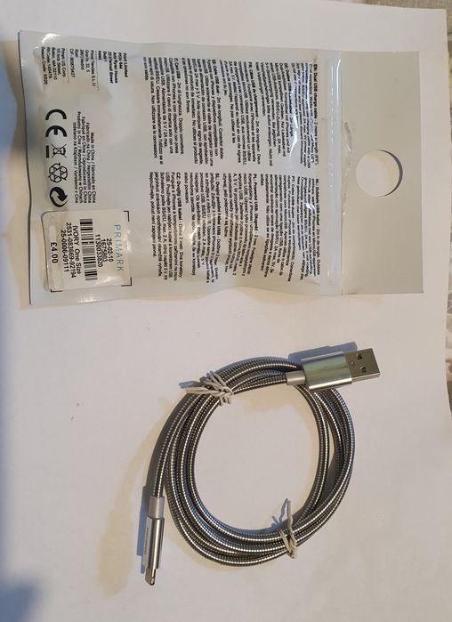 Cabluri USB diferite modele