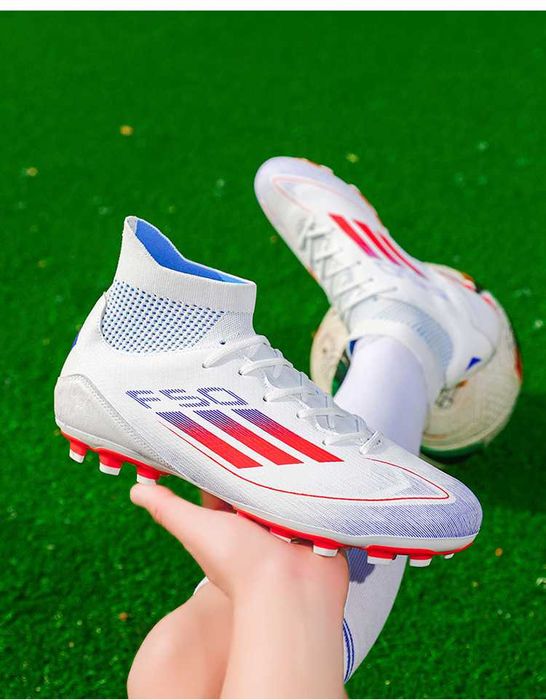 Продаю новые бутсы F50 AG, размер 43