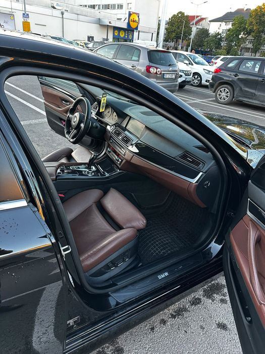 Vând bmw seria 5