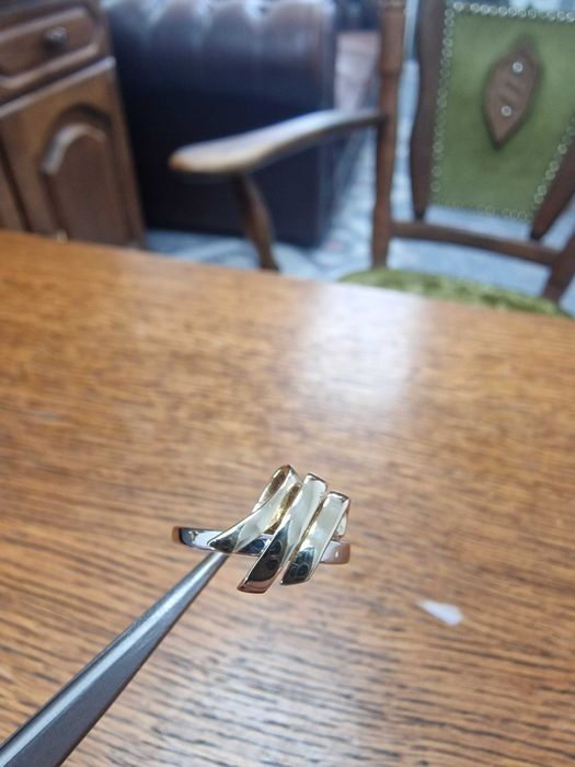 Дамски Златен Пръстен - Заложна къща Галерия 65