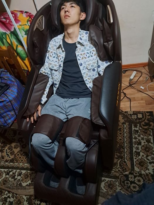 Массажное кресло