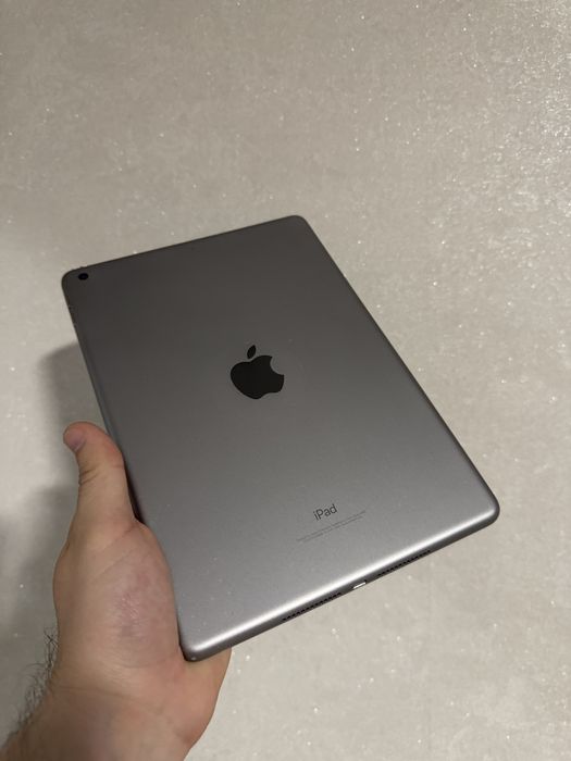 iPad 6 поколения space gray 2018