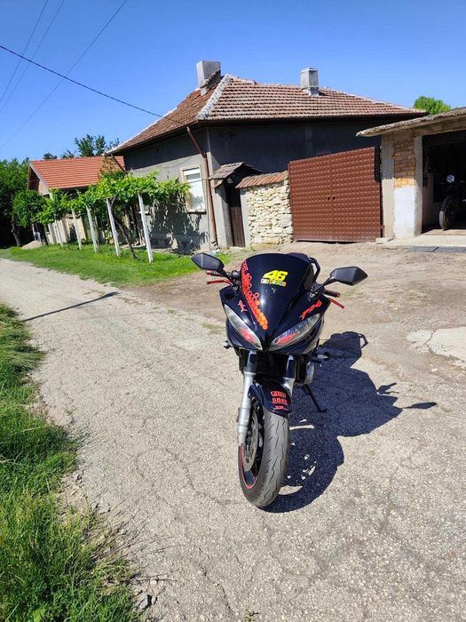 Продавам Ямаха FZ 6