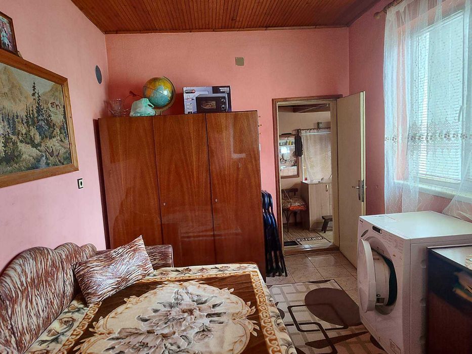 Къща около градски парк Добрич