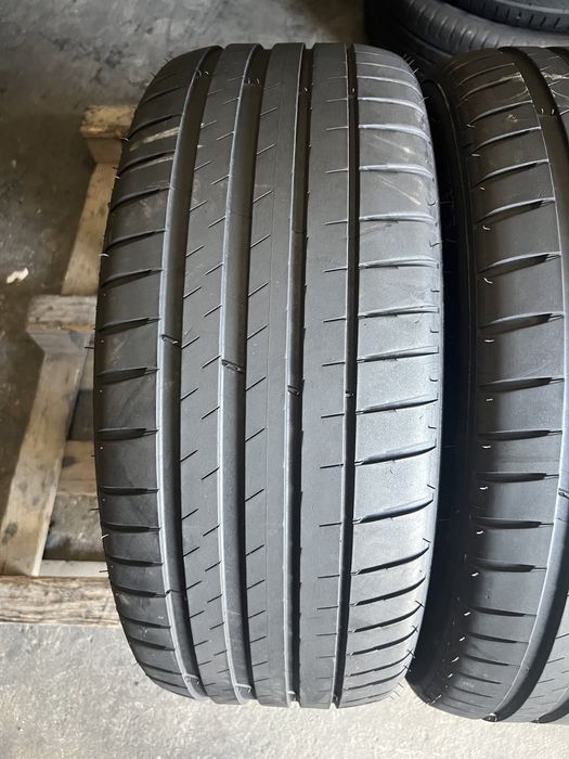 2 anvelope de vara 235/45/18 Michelin DOT 2021!