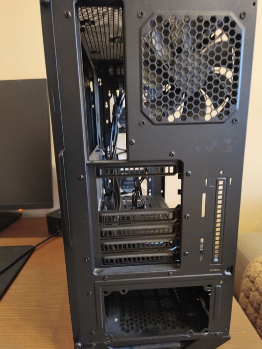 Cooler Master MasterCase H500.