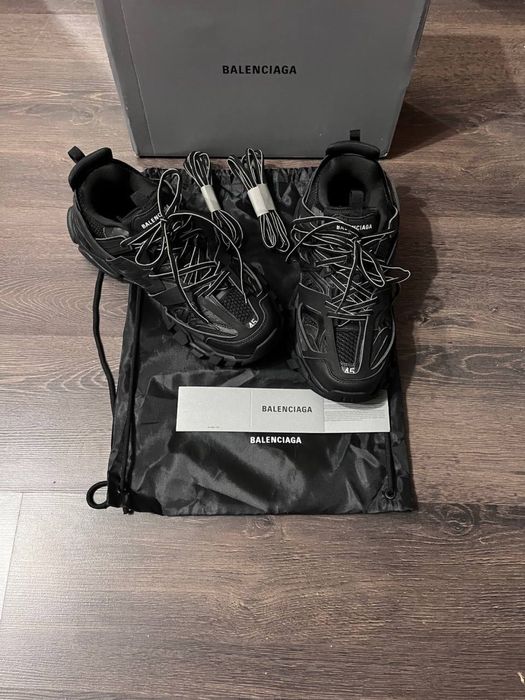 Balenciaga Track Black