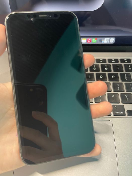 iPhone 11 128GB AKB 77% Срочноо