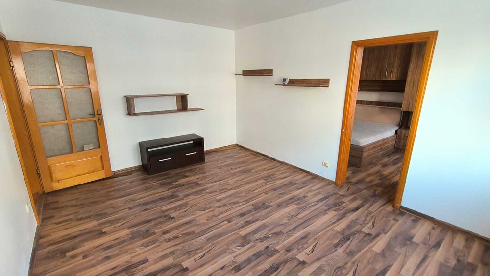 Vand/Schimb Apartament 2 Cam. Parter Central Cabinet/Spatiu Comer. !!!