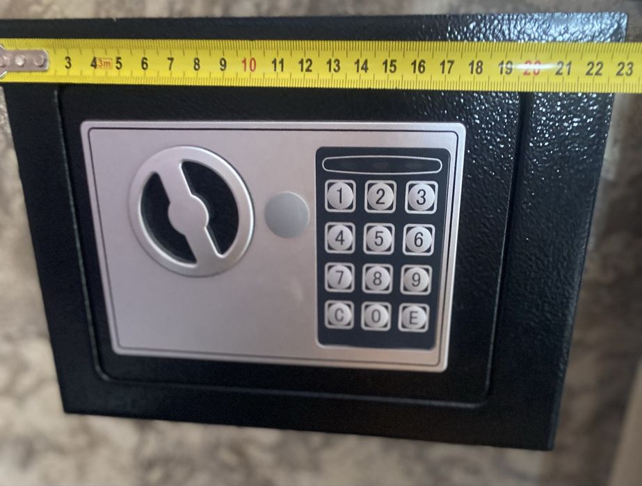 Сейф продам кодовый