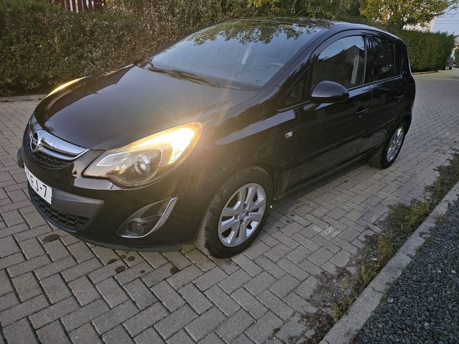 Opel corsa 1.4 16V benzina