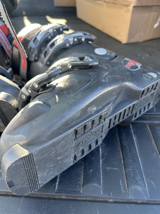 Clapari schi Atomic MegaX nr 43