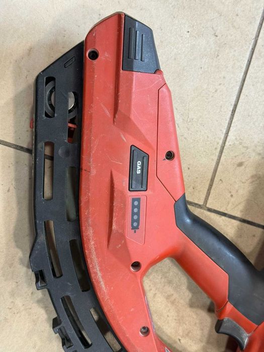 Такер HILTI GX 3 – газов, за директен монтаж в бетон и метал