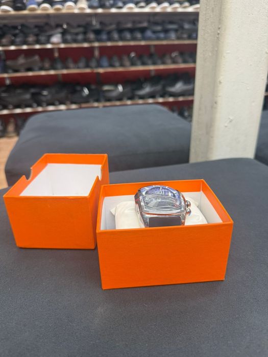 Наручные часы документы все есть