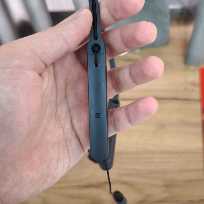 Наушники Sony WI-C400