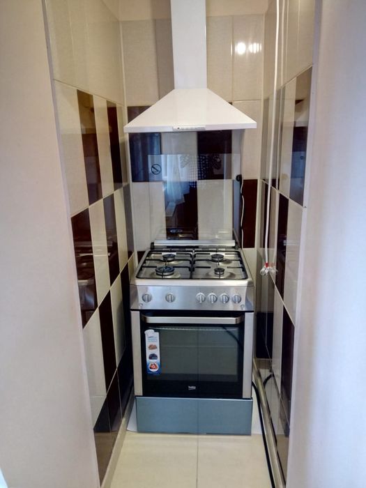 Închiriez garsoniera